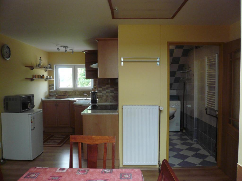 Apartmany Krasna - K68 ヤブロネツ・ナド・ニソウ エクステリア 写真