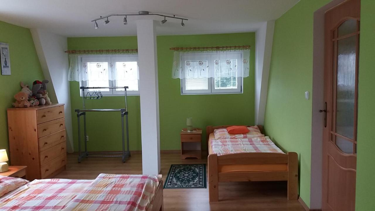 Apartmany Krasna - K68 ヤブロネツ・ナド・ニソウ エクステリア 写真